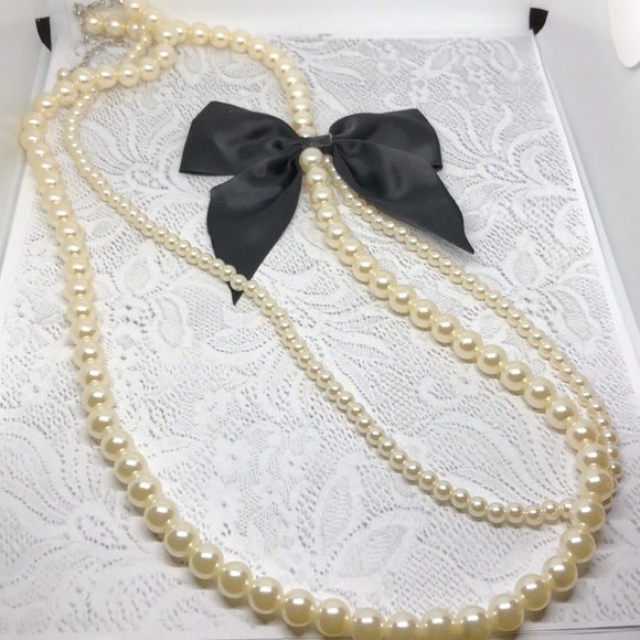 CURATED bundle two faux pearl statement necklaces party event occasion - Picture 2 of 4